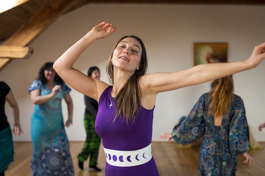 Frauenflamme | Tantra Yoga Workshops (scaled pic)